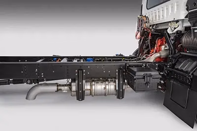 2027 Isuzu FTR (Diesel) 170 in Wheelbase 7